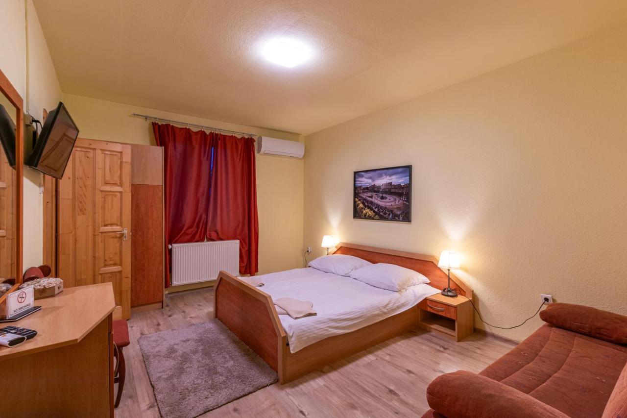 Kisduna Etterem-Panzio Dunaharaszti Extérieur photo
