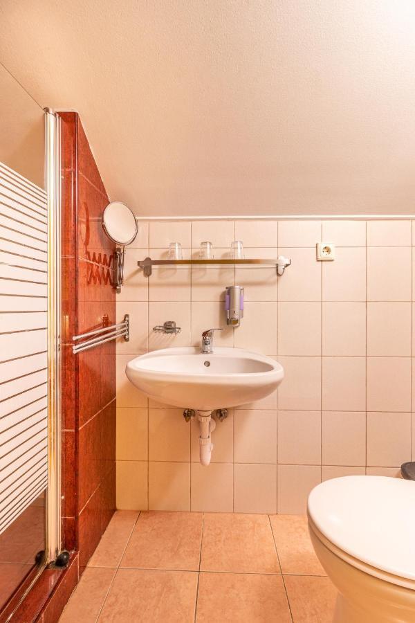 Kisduna Etterem-Panzio Dunaharaszti Extérieur photo