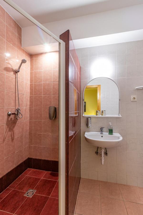 Kisduna Etterem-Panzio Dunaharaszti Extérieur photo
